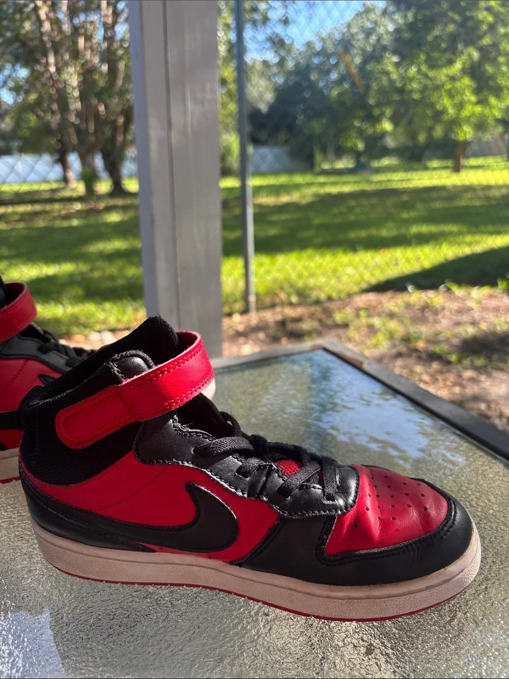 Nike Court Borough Mid 2 kids’ high-tops Size 3Y